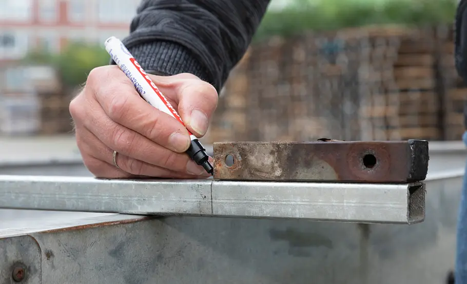 Anhänger-Stützen reparieren