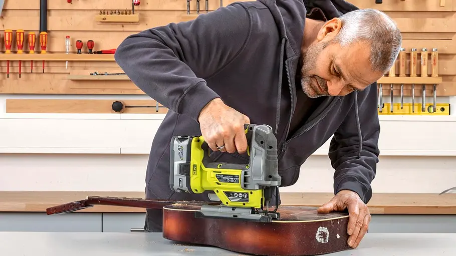 Gitarrenregal selber bauen Gitarrenregal