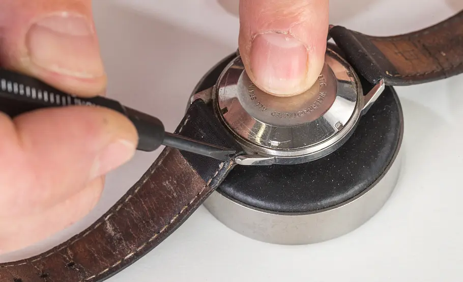 Was man an Uhren selber reparieren kann
