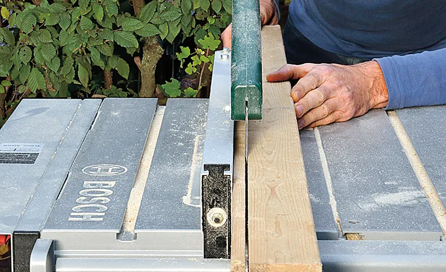 Gewächshaus aus Glas selber bauen