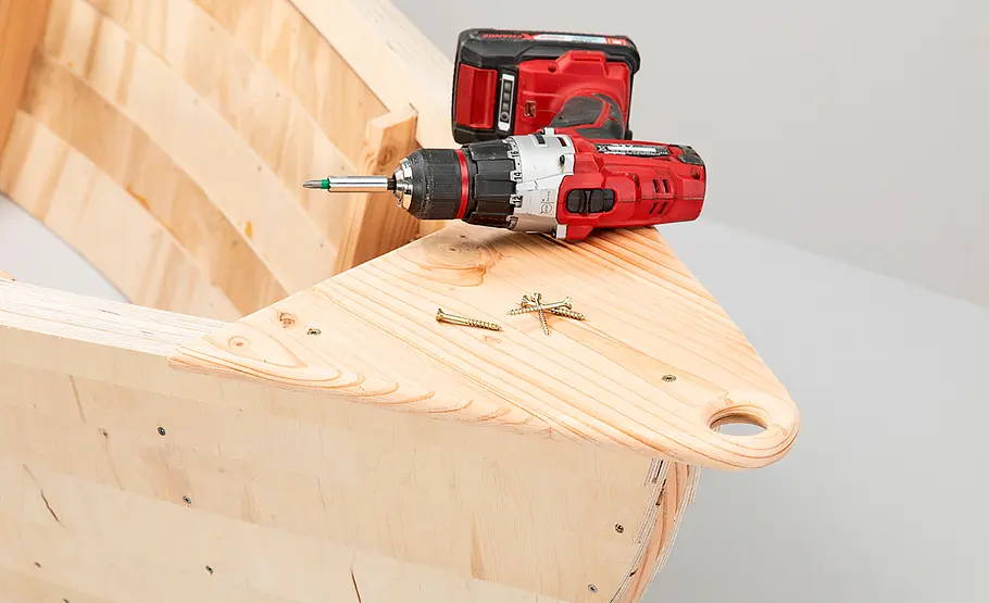 Hochbeet-Boot bauen