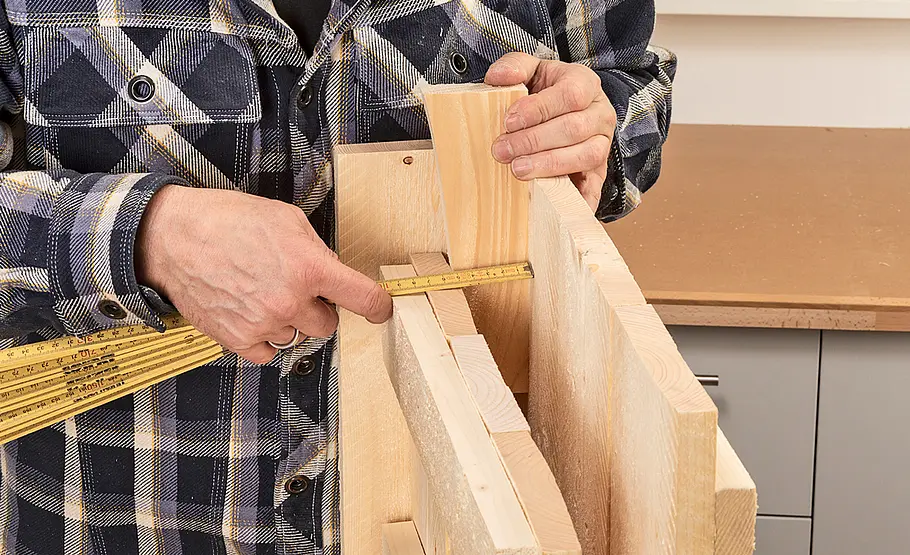 Hocker aus Beton und Holz bauen
