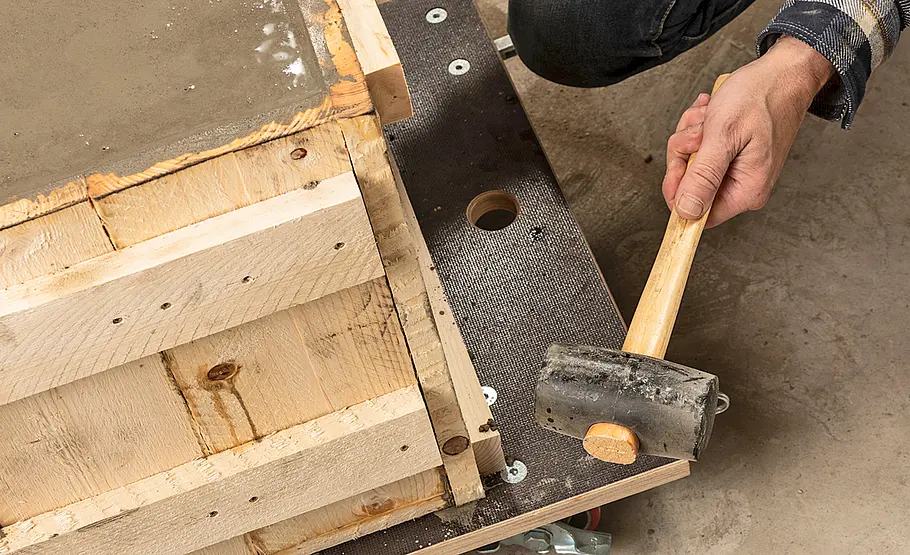 Hocker aus Beton und Holz bauen