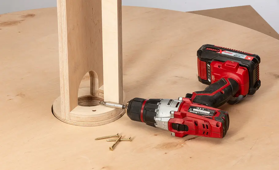 Werkstattschrank mit Maschinenrondell bauen