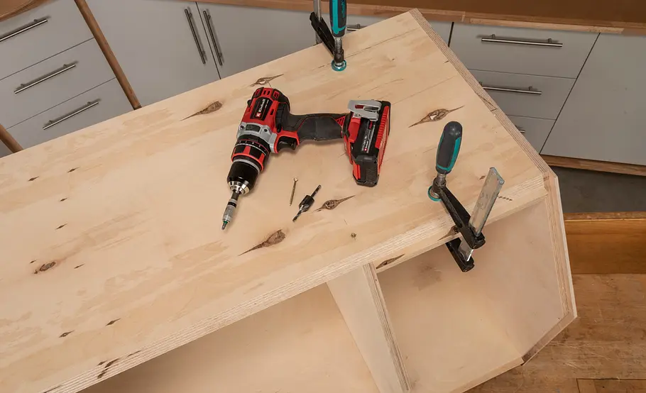 Dachschrägenschrank: Bauanleitung