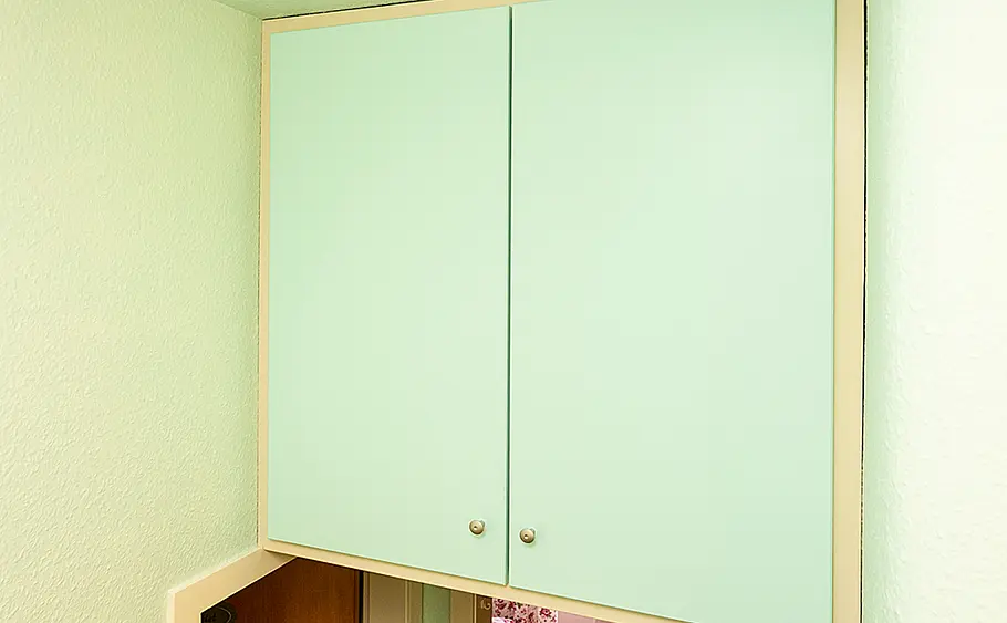 Schrank über Türrahmen bauen