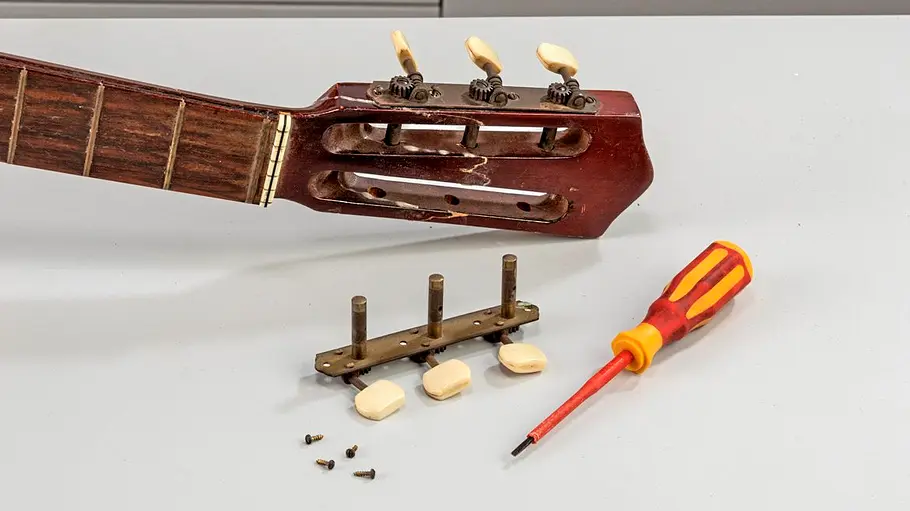 Gitarrenregal selber bauen Gitarrenregal