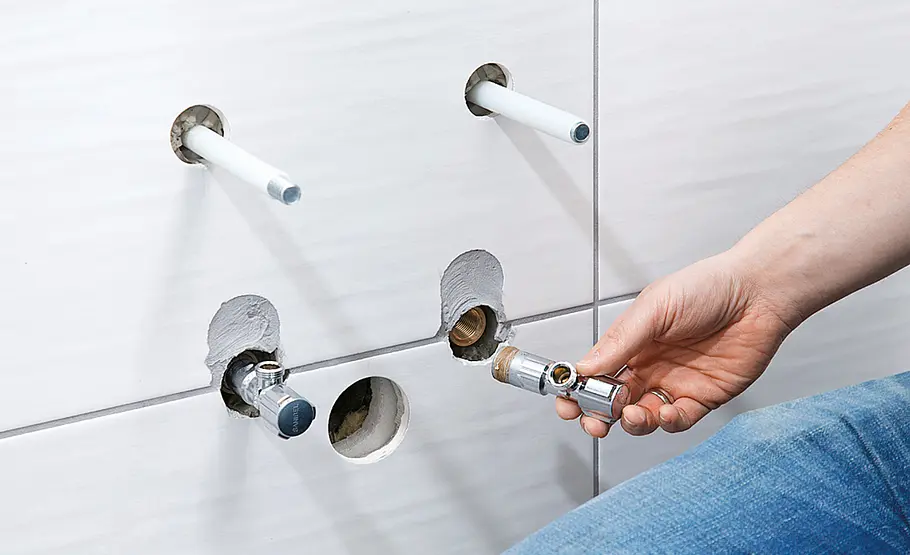 Wandhängendes Bidet montieren
