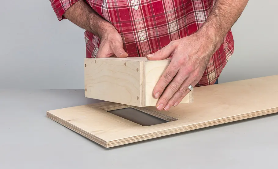 Schränkchen für Telefon & Router bauen