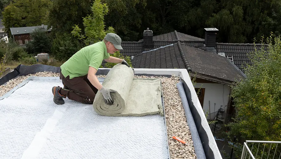 Sie sorgt für Wasserrückhaltung und -speicherung sowie Wachstum dank unterschiedlicher Mineralgemische.