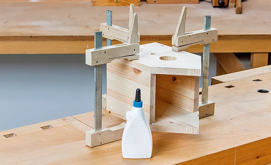 Meisenkasten-Bauanleitung: Meisen-Nistkasten bauen