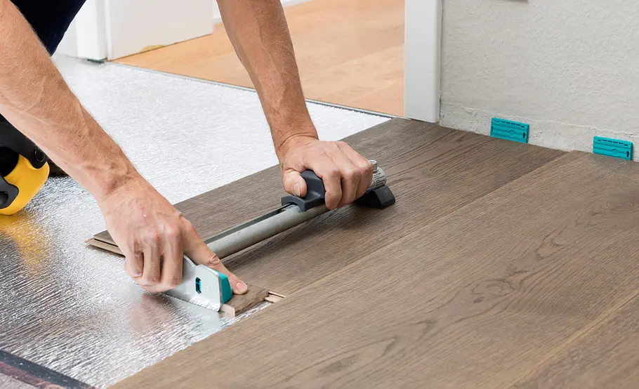 XXL-Holzdielen: Ökoboden von Meister verlegen