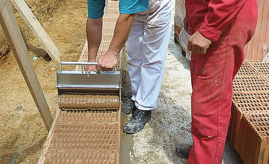 Hintermauerziegel setzen
