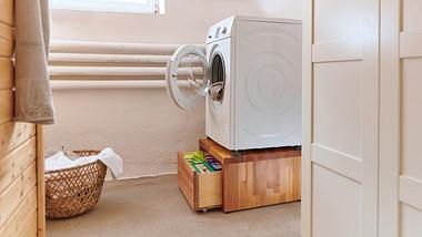Waschmaschinen-Podest selber bauen - Foto: Hersteller / Bosch Home & Garden