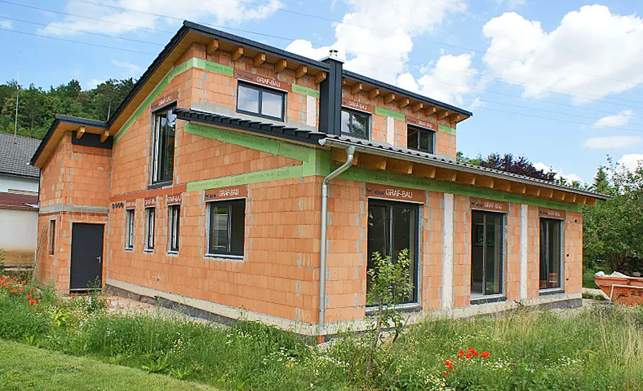Vollziegel und Hintermauerziegel mauern