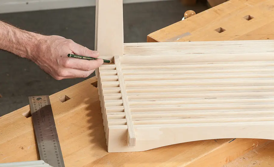 Holzhocker