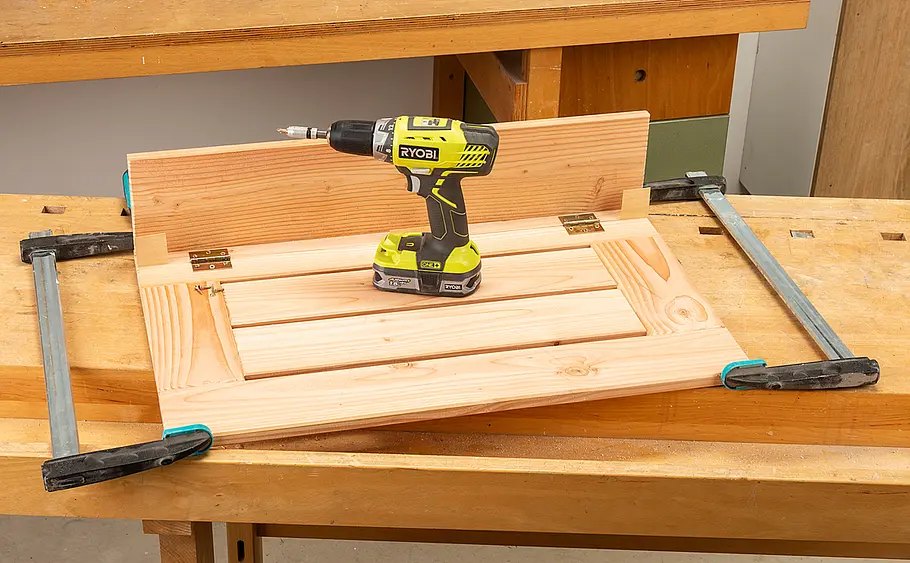 Klapptisch für Balkongeländer bauen
