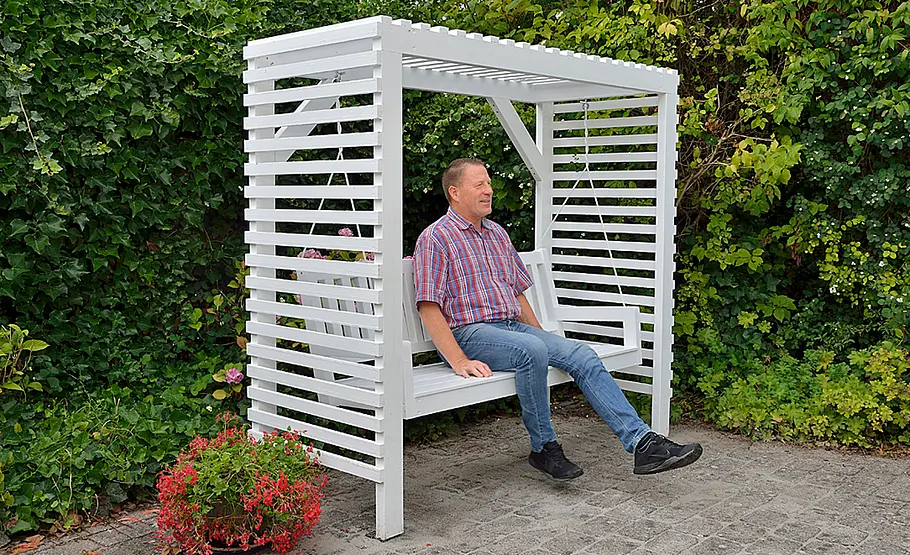 Gartenschaukel montieren