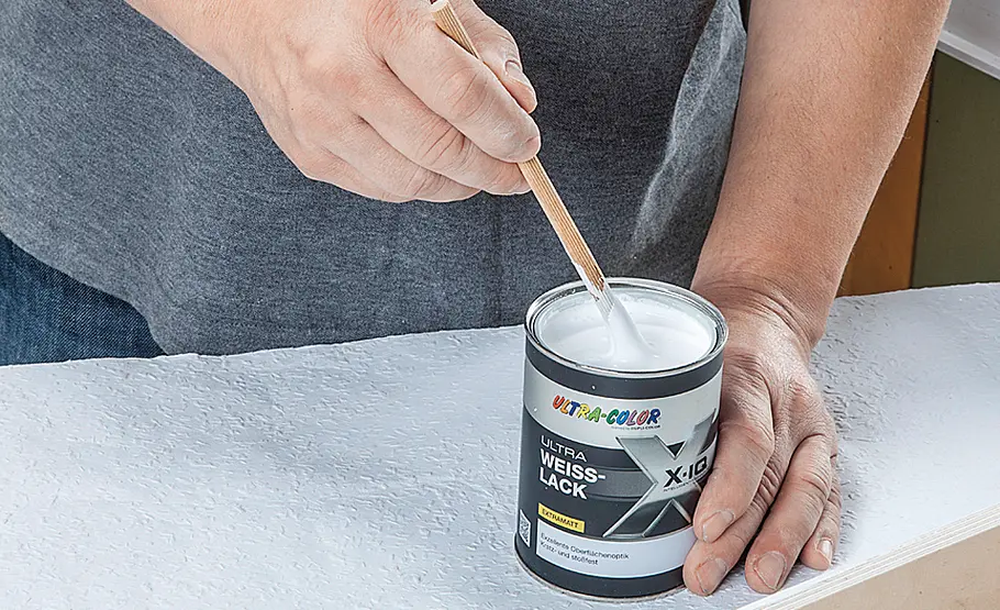 Lackieren mit Acryllack