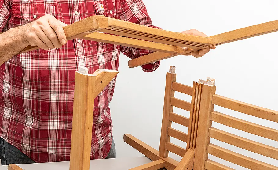 Holzstuhl reparieren