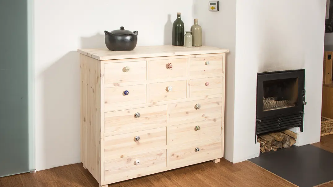 Klassische Schubkasten-Kommode selber bauen - Foto: sidm / KEH, CK Klassische Schubkasten-Kommode selber bauen - Foto: sidm / KEH, CK
