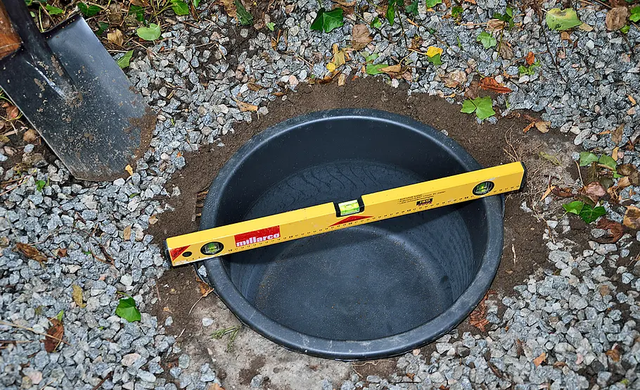 Kaskaden-Wasserspiel bauen