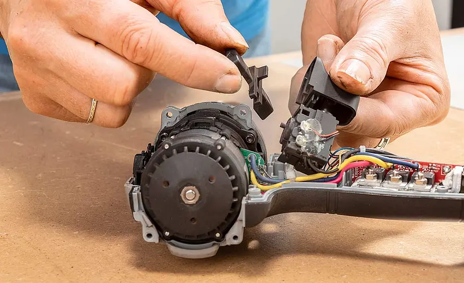 Akkuschrauber reparieren