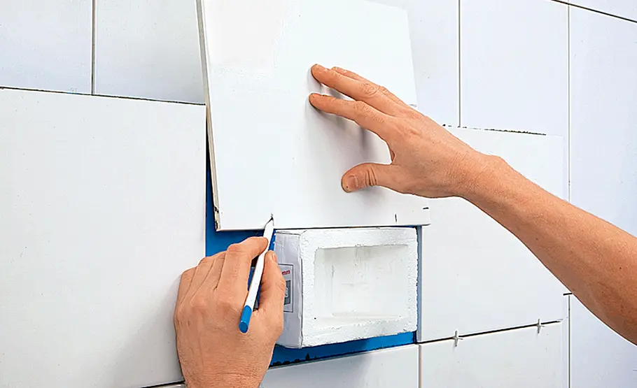 Feinsteinzeug schneiden