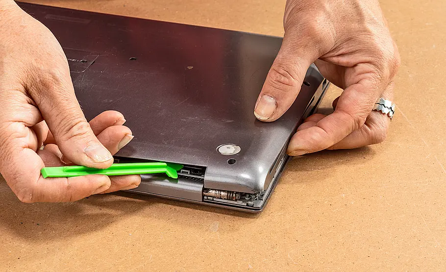 Notebook demontieren