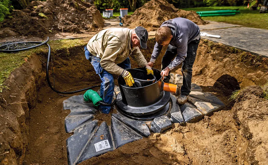 Regenwassertank im Garten vergraben