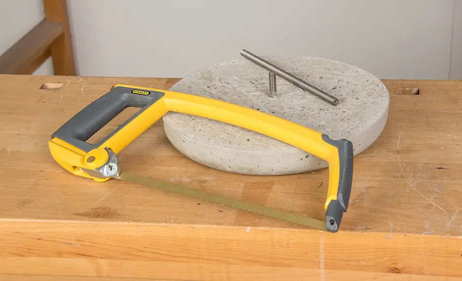 Arbeitshocker aus Beton selber bauen