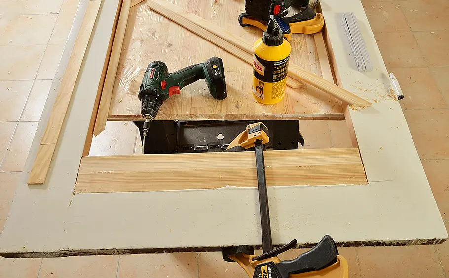 Türe mit Glaseinsatz bauen
