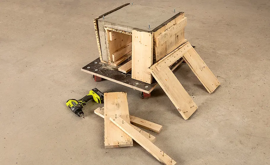 Hocker aus Beton und Holz bauen