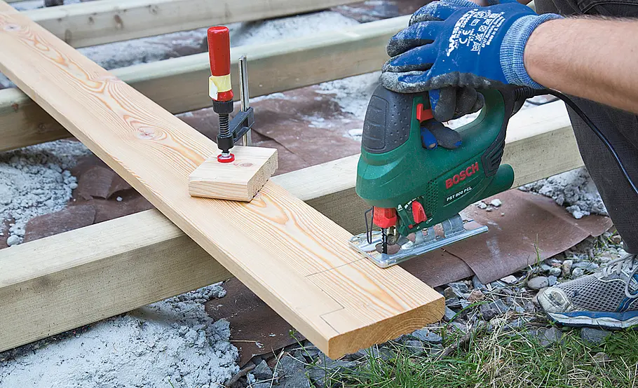 Terrassendielen aus Lärche verlegen