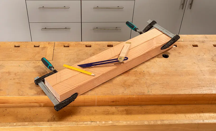 Kleines Hochbeet für den Balkon bauen
