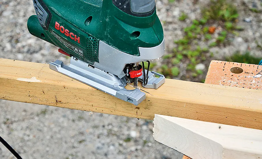 Anlehngewächshaus aus Holz vor der Hauswand selber bauen