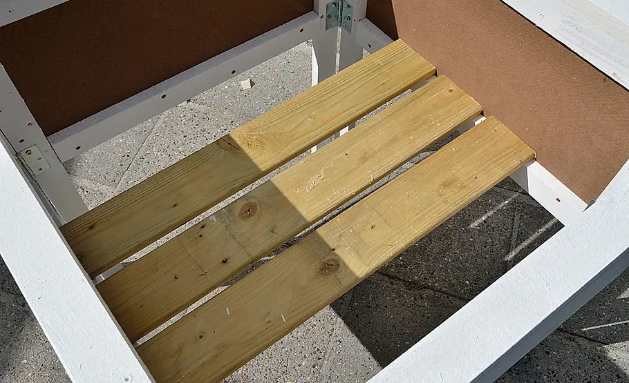 Viereckiges Tischbeet bauen