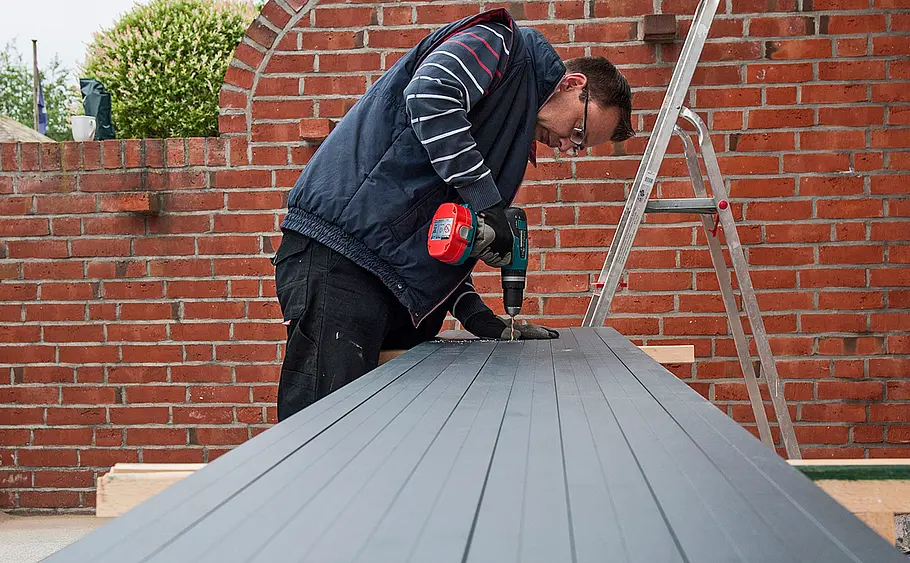 Überdachte Terrasse aus Alu bauen