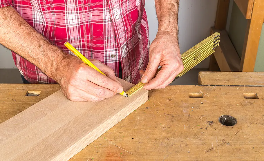 Leseleuchte mit Ablage selber bauen