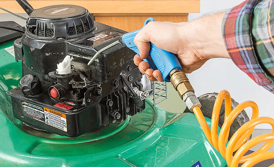 Rasenmäher Reparatur: Motorwartung
