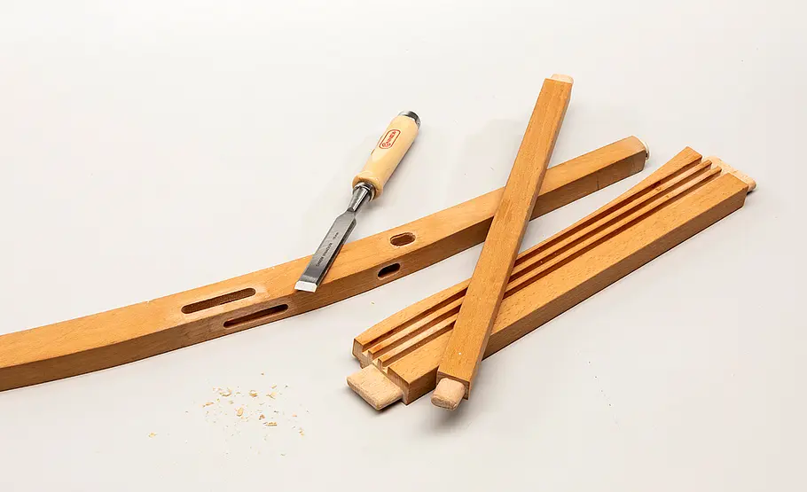 Holzstuhl reparieren