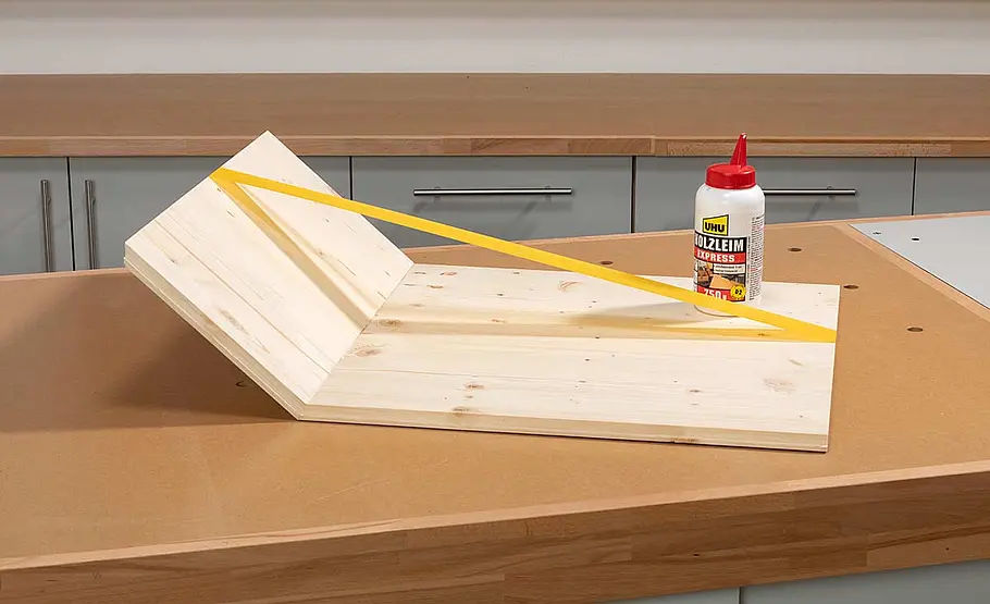Schrank für unter die Treppe bauen
