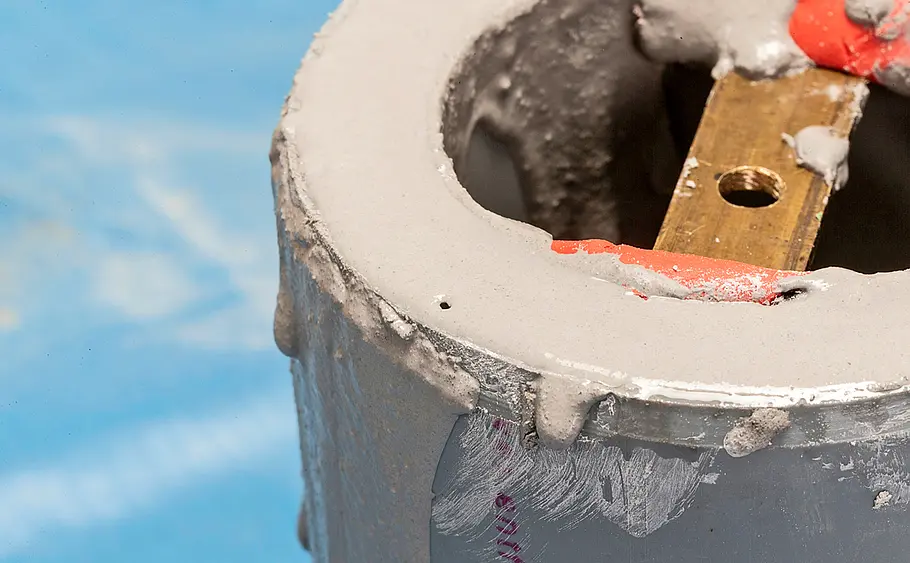 Leuchte aus Kreativbeton basteln