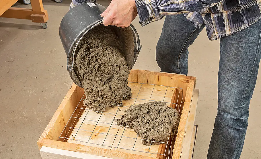 Hocker aus Beton und Holz bauen