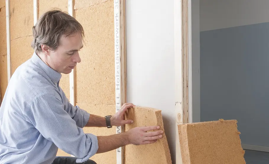 Trennwandbau mit Holzprofilen