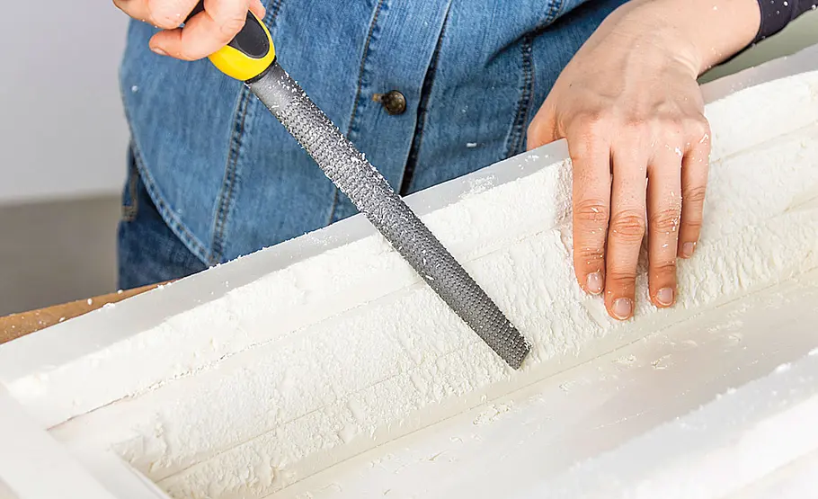 Leichten Pflanzkasten in Beton-Optik selber bauen