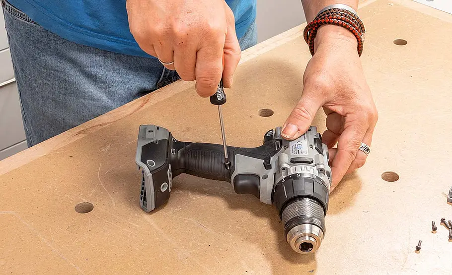 Akkuschrauber reparieren