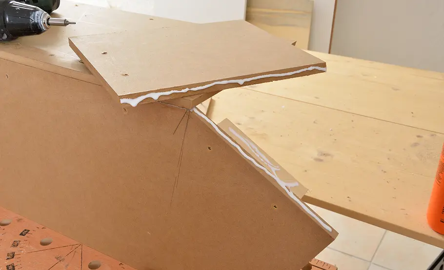 Flur-Eckschrank selber bauen