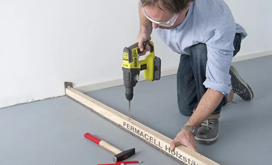 Trennwandbau mit Holzprofilen