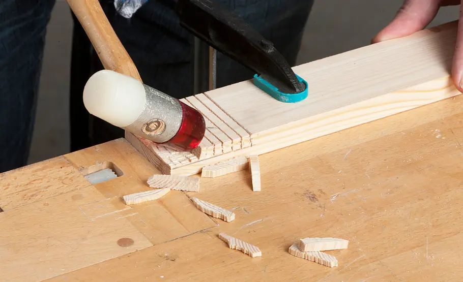 Holz-Kleiderständer selber bauen